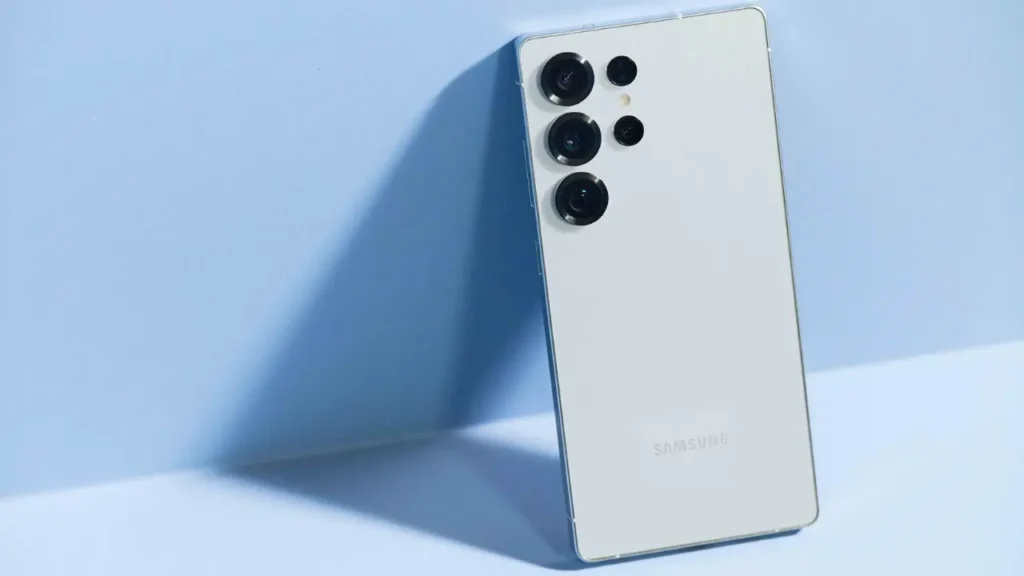 Samsung Galaxy S26 with Wireless Charging