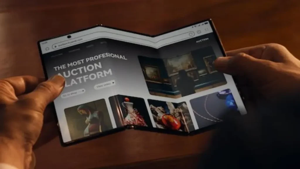 Samsung Galaxy Tri Fold
