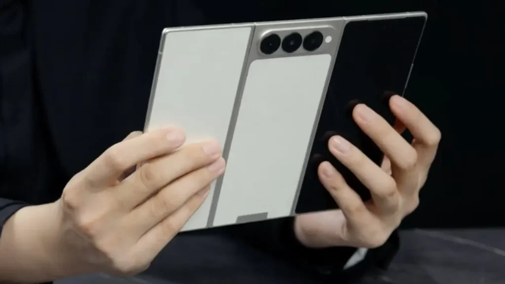 TECNO PHANTOM Ultimate G Fold AI Features