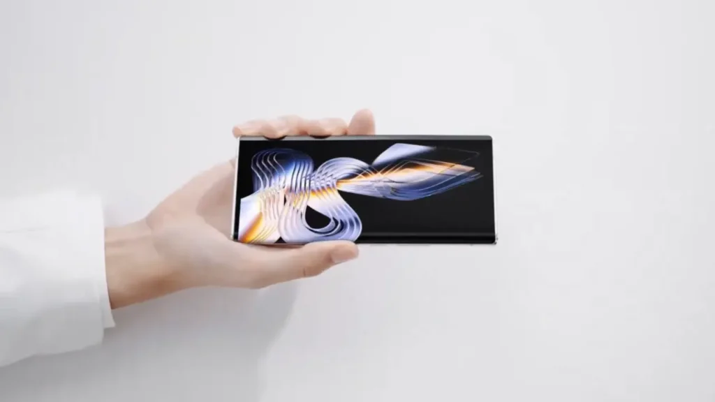 Tecno Phantom Ultimate G Fold Design
