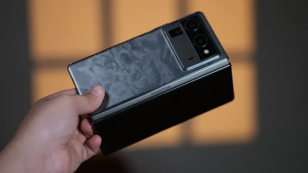 Tecno Phantom V Fold 2