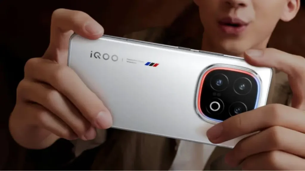 iQOO 15 liested on Geekbench